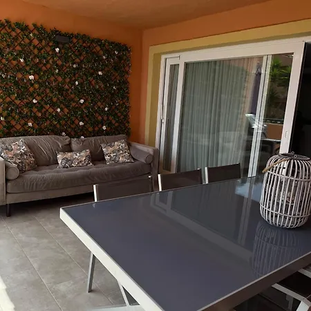 House Bermuda בית נופש