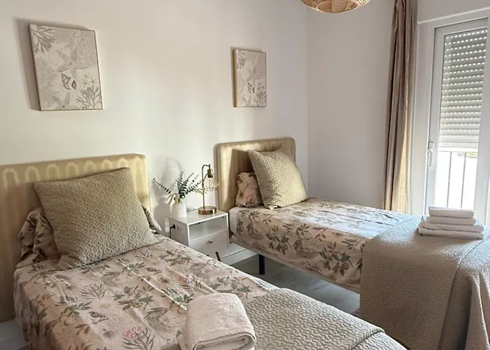 House Bermuda בית נופש *