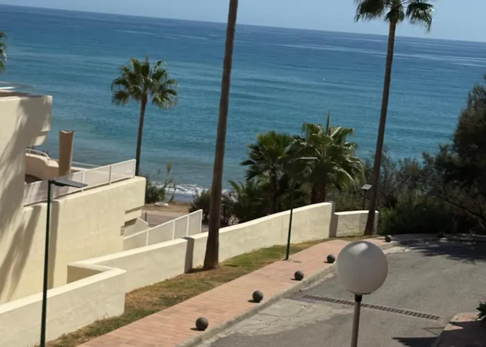 House Bermuda 埃斯特波纳