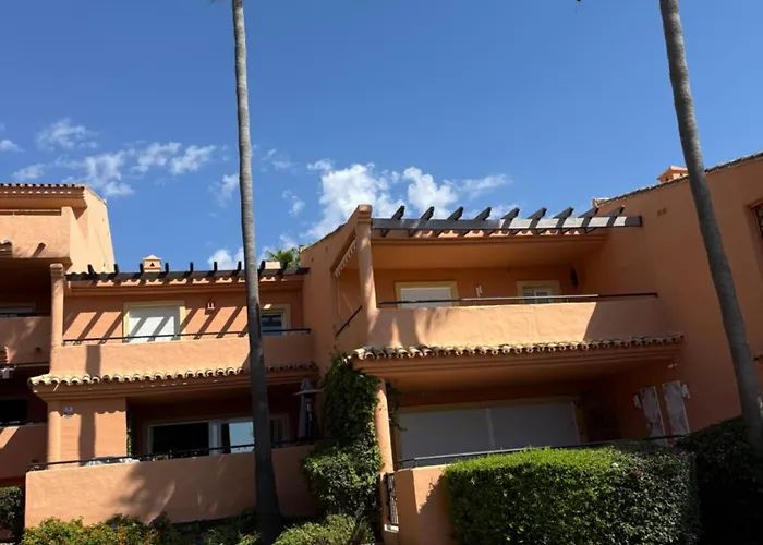 House Bermuda 埃斯特波纳