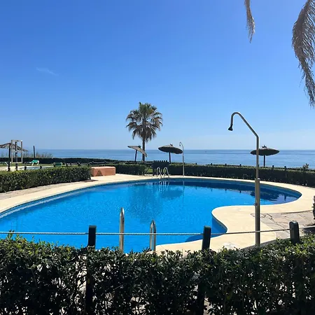Будинок відпочинку House Bermuda Естепона