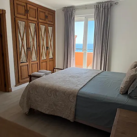 House Bermuda Будинок відпочинку *