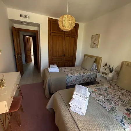 House Bermuda Будинок відпочинку Естепона