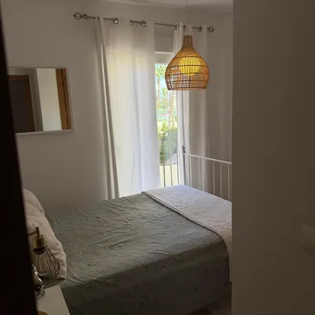 Будинок відпочинку House Bermuda