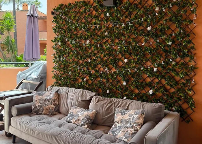 House Bermuda Дом отдыха *